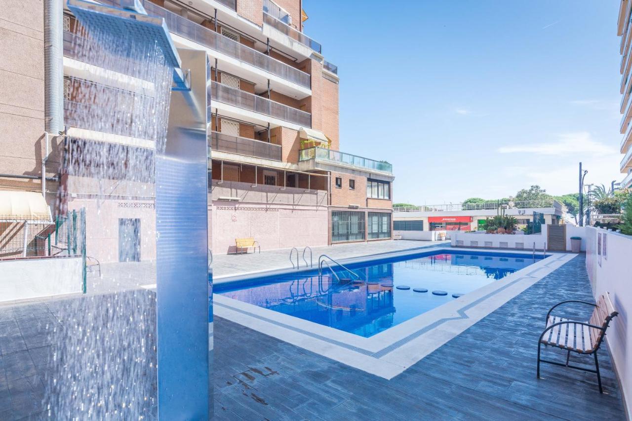 Homeholidaysrentals Brizna Малграт де Мар Екстериор снимка
